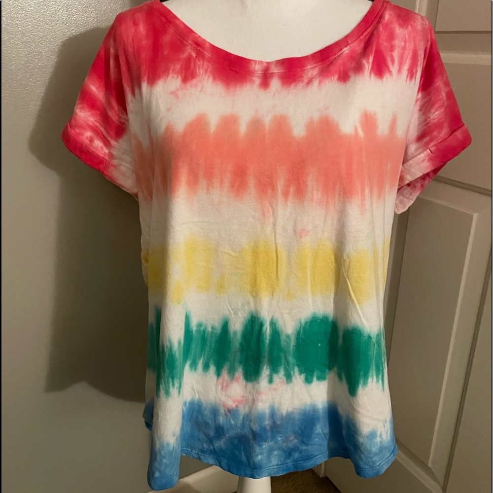 New York and Company Soho brand tie dye T-shirt size Large